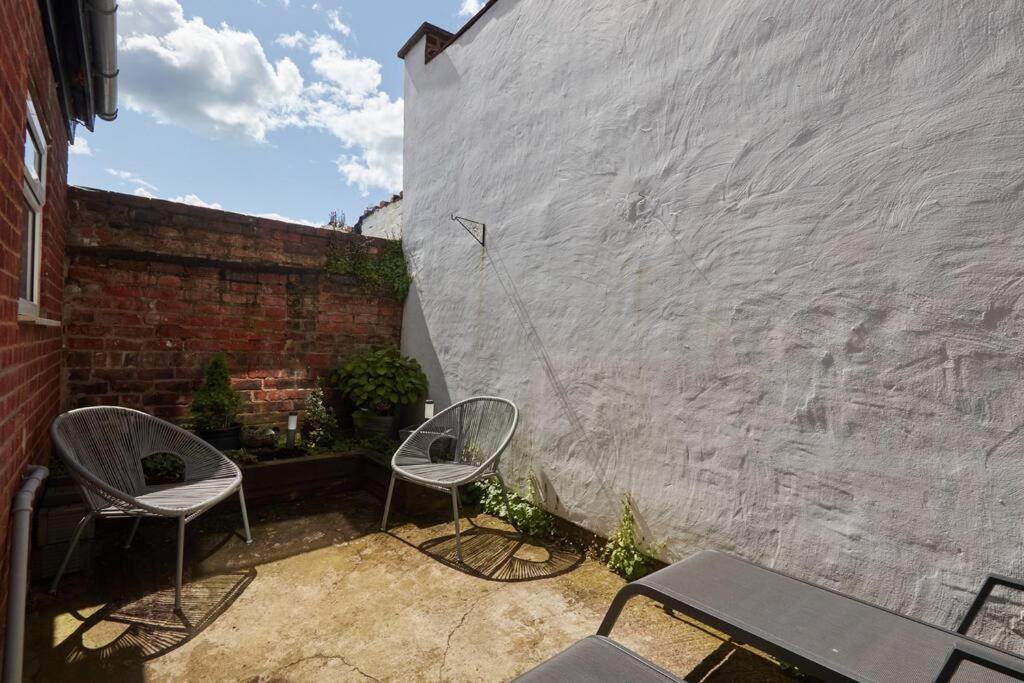 Delightful Central York House Exterior photo